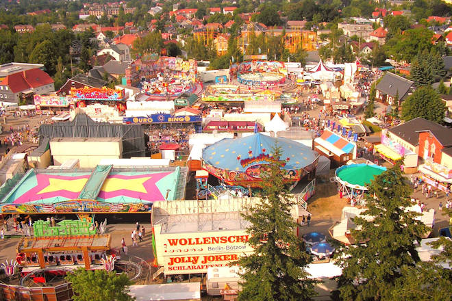 Impressionen vom Jacobimarkt (Gierschdurfer Schissn) in Neugersdorf