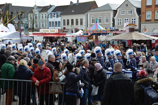 Impressionen vom Krokusblütenfest in Husum