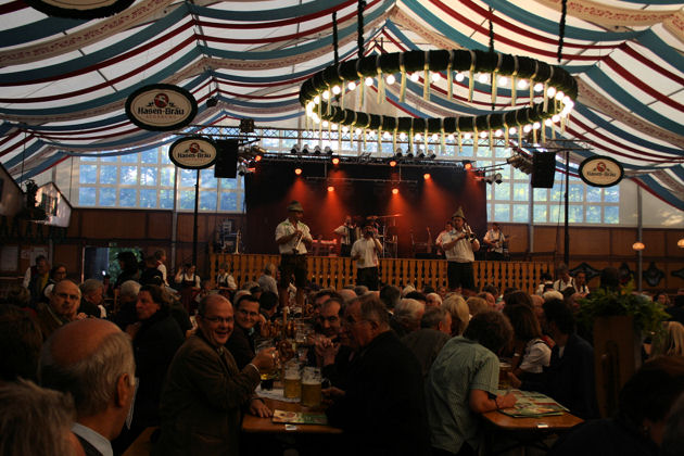 Impressionen vom Neusässer Volksfest