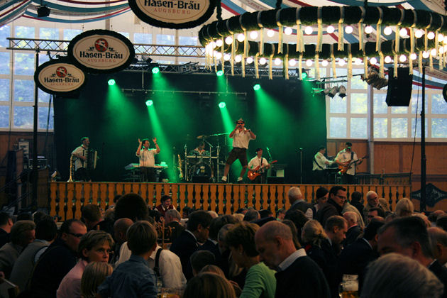 Impressionen vom Neusässer Volksfest