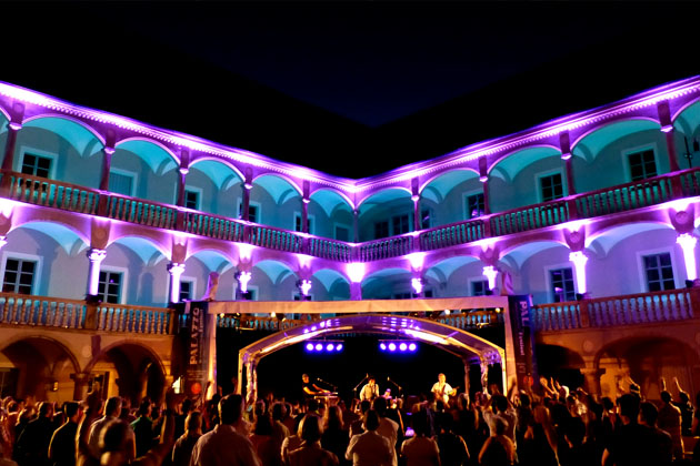 Beeindruckendes Licht- und Musikspiel auf dem Palazzo-Festival Regensburg