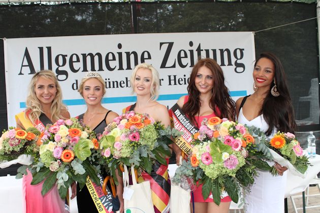 Miss Bad Bodenteich Wahl beim Seeparkfest als Vorwahl zur Miss Deutschland