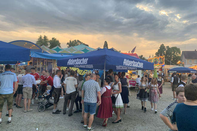 Impressionen vom Volksfest in Aidenbach